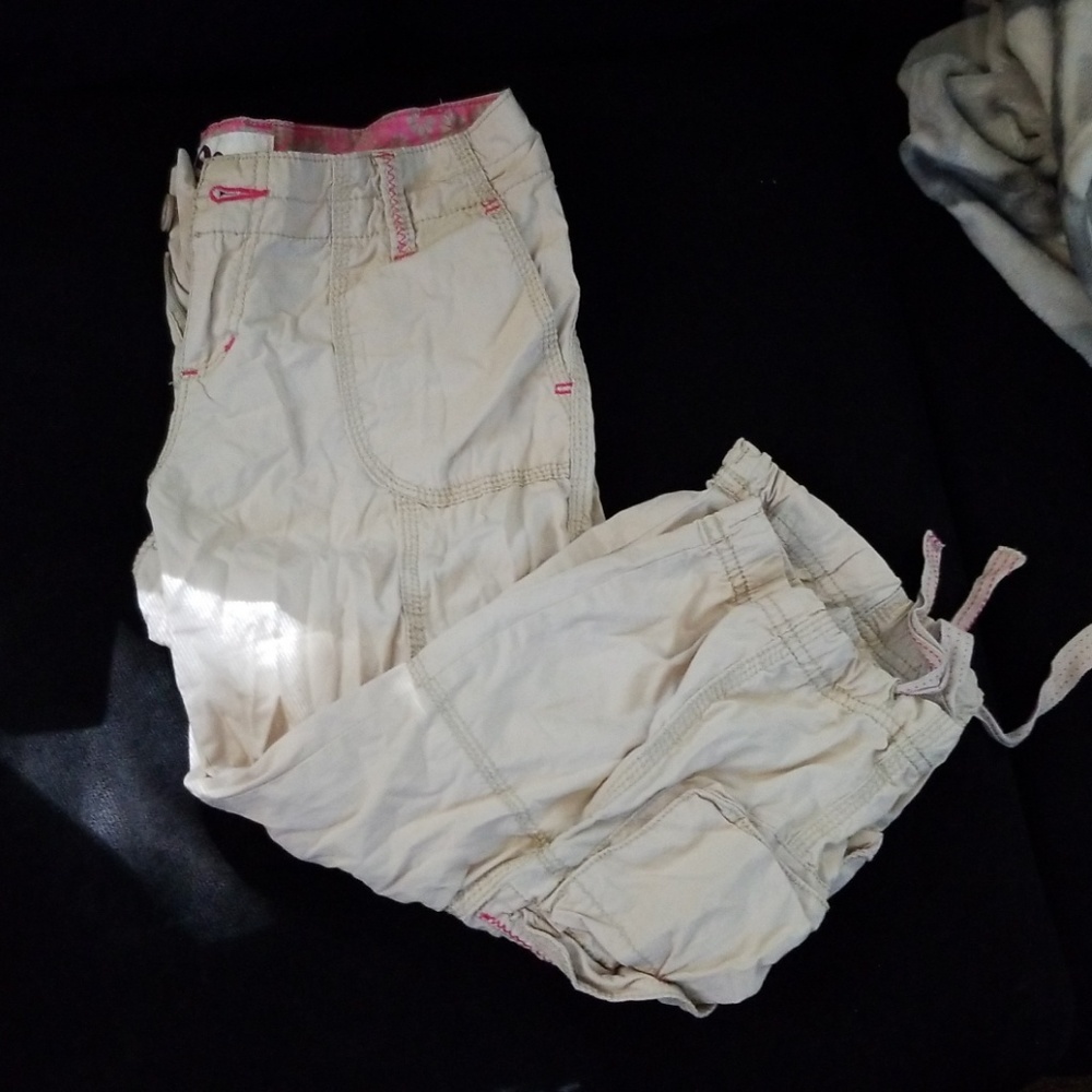 Cargo Capris
